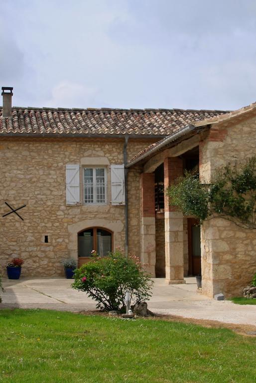 Chambres D'Hotes Le Val De La Garenne Senouillac Экстерьер фото