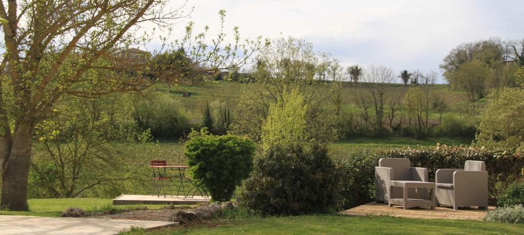 Chambres D'Hotes Le Val De La Garenne Senouillac Экстерьер фото