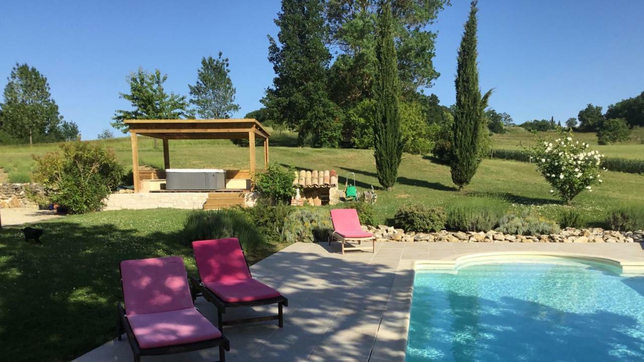 Chambres D'Hotes Le Val De La Garenne Senouillac Экстерьер фото